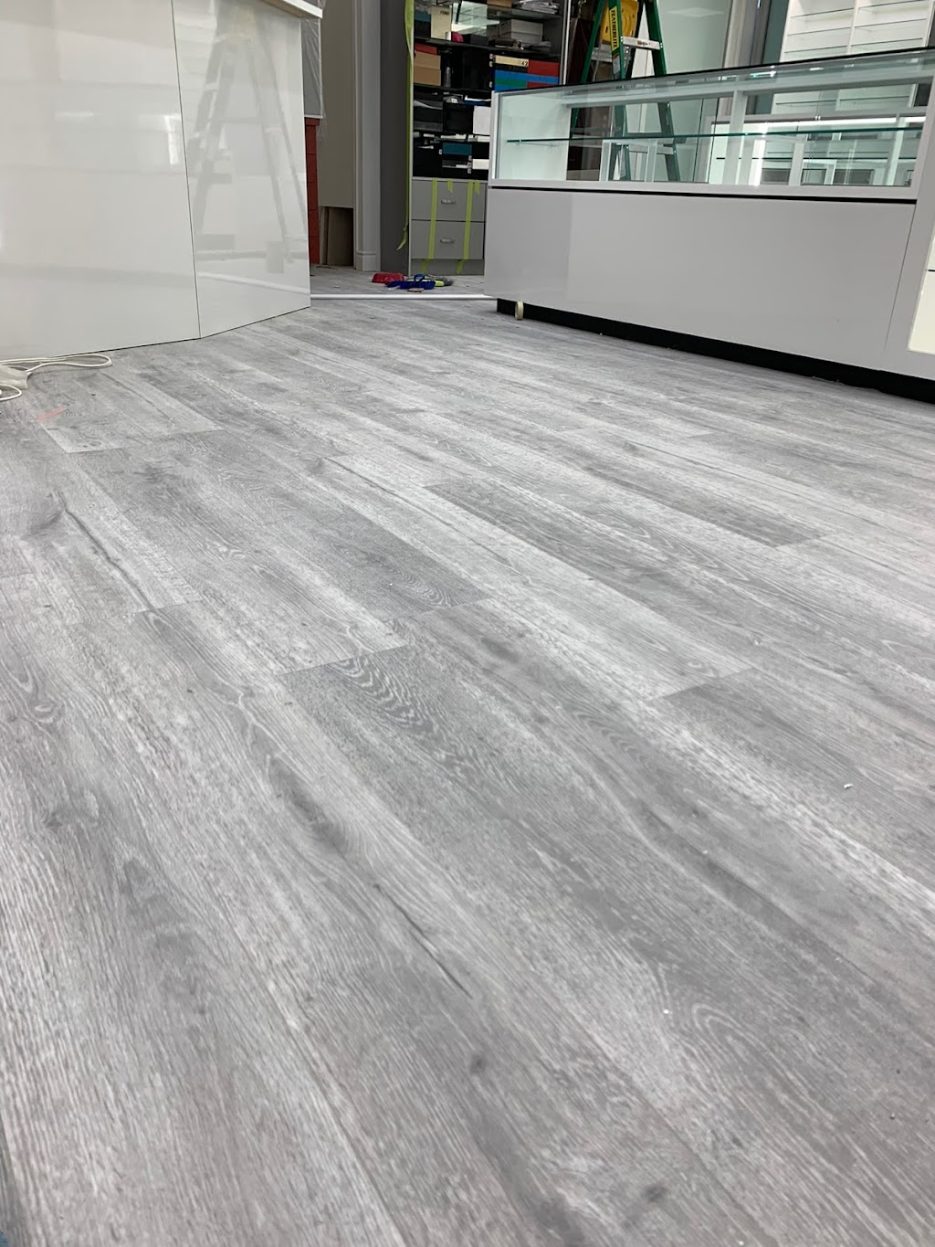 Oxford Flooring | 2835 Sheffield Pl #16, London, ON N6M 0J2, Canada | Phone: (416) 830-2361