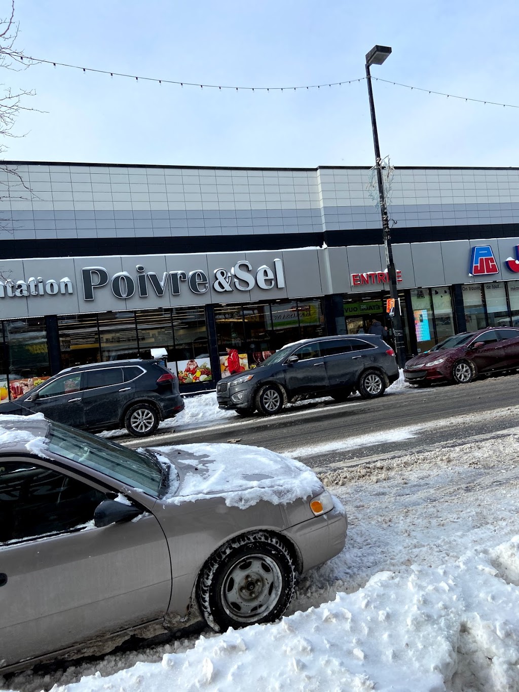 Alimentation Poivre & Sel | 3245 Rue Masson, Montréal, QC H1Y 1Y4, Canada | Phone: (514) 722-8600