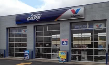 Valvoline Oil Change Rust Proofing Brampton | 9499 Airport Rd, Brampton, ON L6S 6C7, Canada | Phone: (905) 799-1222