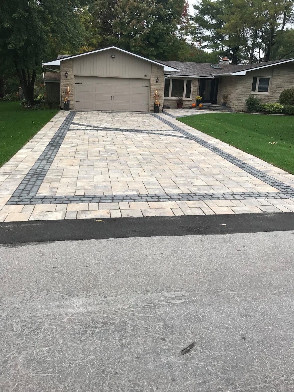 CanArk Paving Ottawa | 1290 9th Line Rd, Edwards, ON K0A 1V0, Canada | Phone: (613) 898-4520