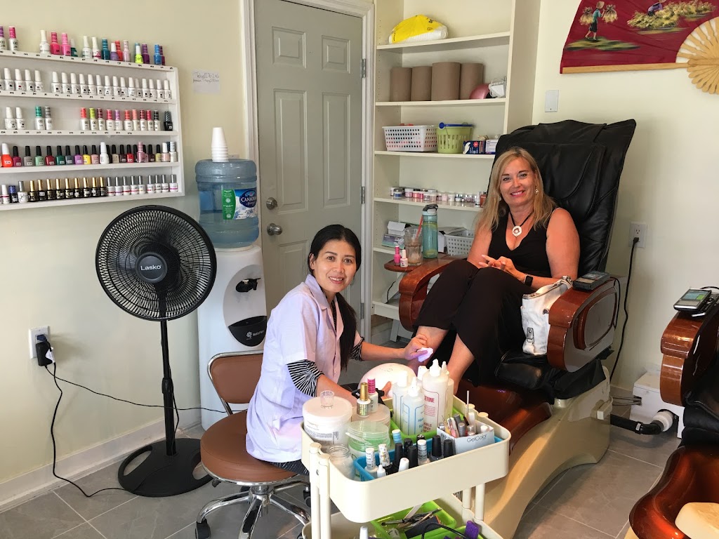 TakeCare Nails | 14548 84 Ave, Surrey, BC V3S 0N2, Canada | Phone: (778) 968-1335