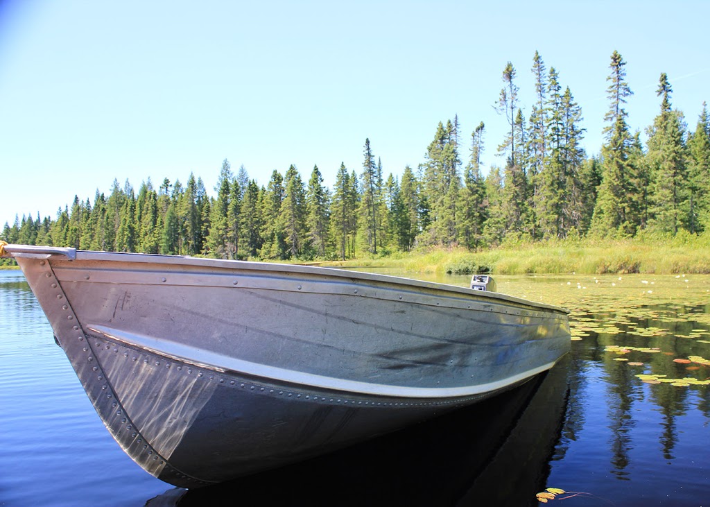 La Station des Mélèzes | 400 Chemin du Lac à la Peinture, LAscension, QC J0T 1W0, Canada | Phone: (514) 918-4378