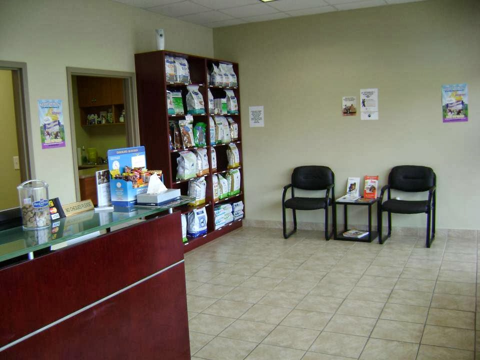 Mcleod Road Animal Clinic | 7000 McLeod Rd, Niagara Falls, ON L2G 7K3, Canada | Phone: (905) 371-8200