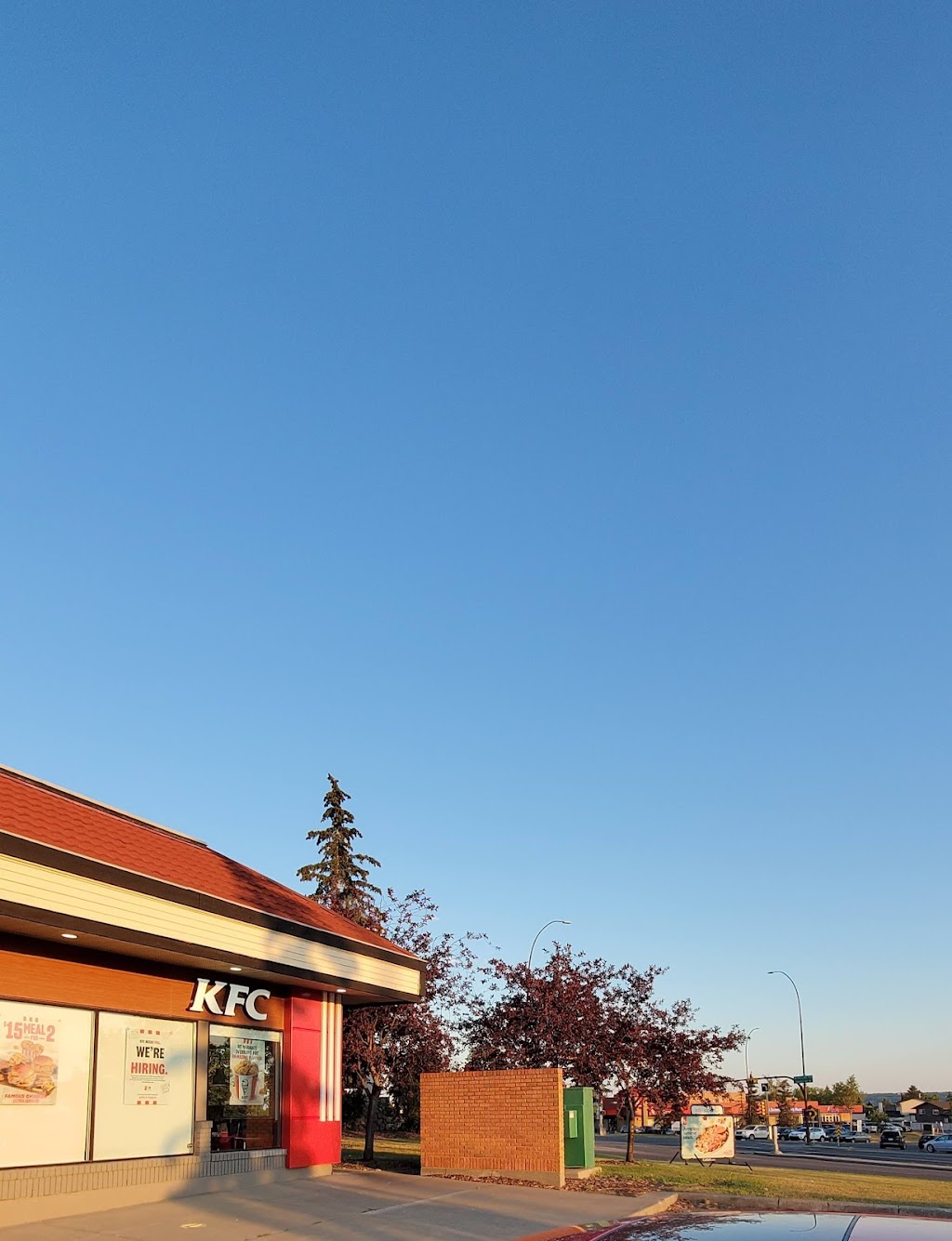 KFC | 20 Crowfoot Crescent NW, Calgary, AB T3G 3T2, Canada | Phone: (403) 239-6665