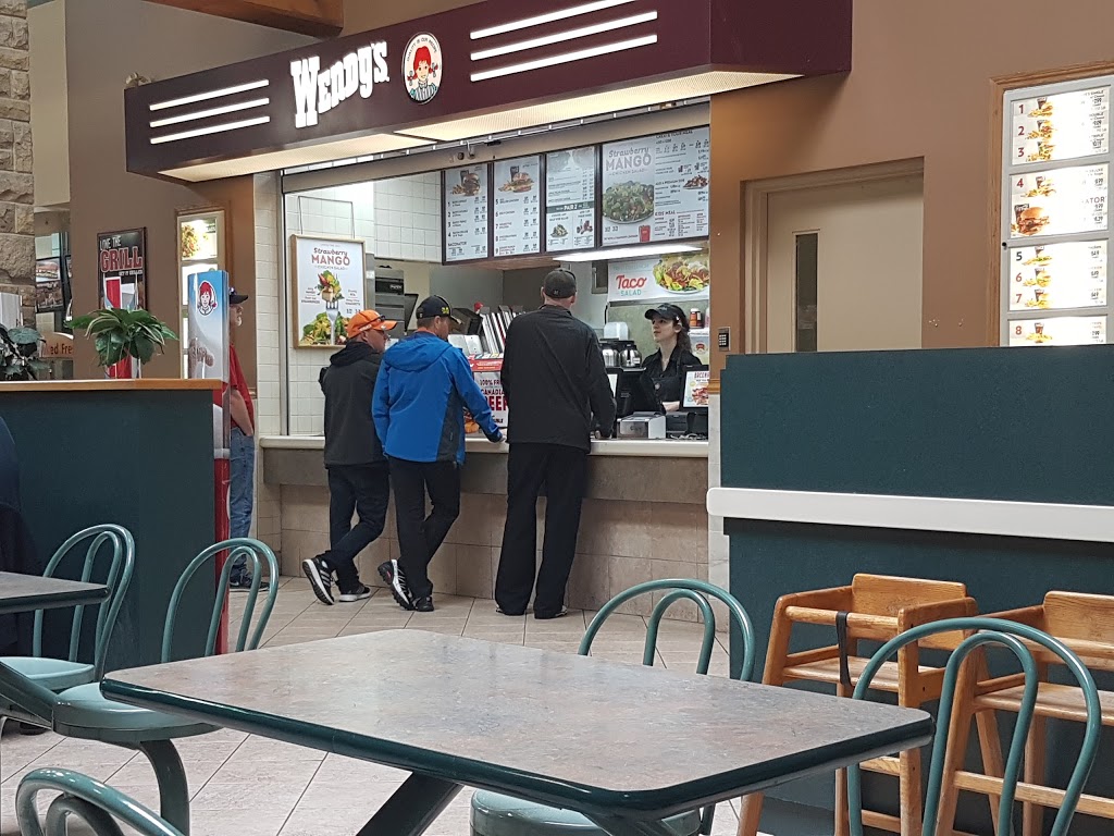 Wendys | 495 York Rd Rr #4, Niagara-on-the-Lake, ON L0S 1J0, Canada | Phone: (905) 641-1988