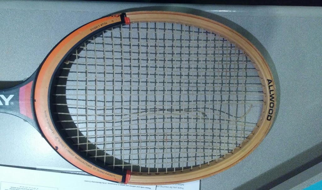 The Racquet Stringer | 15522 84 Ave, Surrey, BC V3S 2N4, Canada | Phone: (604) 764-0684