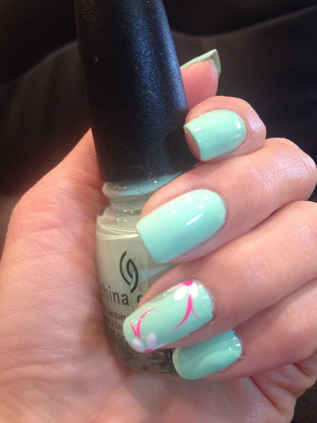 Lovely Nails And Spa | 539 The Queensway S, Keswick, ON L4P 2E7, Canada | Phone: (905) 476-6004