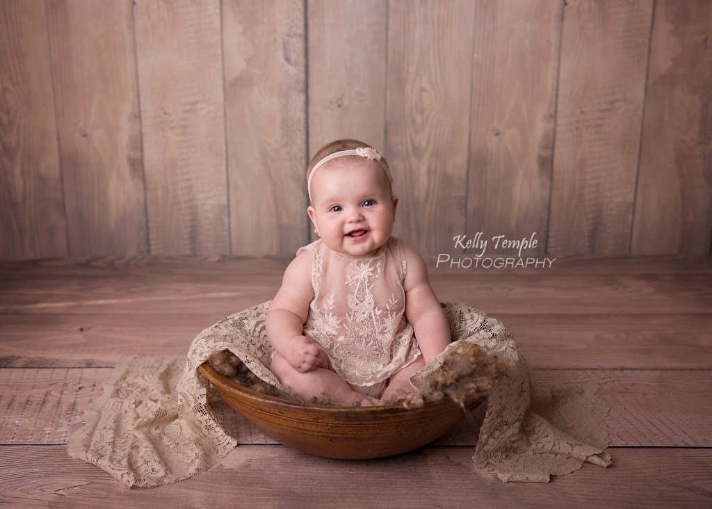 Kelly Temple Photography | 82 Dumfries St, Paris, ON N3L 2E6, Canada | Phone: (519) 717-7002