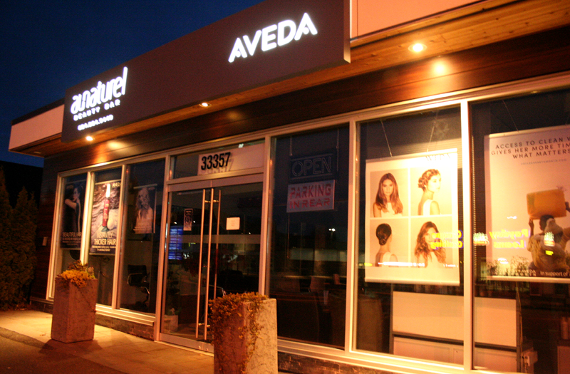 Au Naturel Beauty Bar | 33357 S Fraser Way, Abbotsford, BC V2S 2B2, Canada | Phone: (604) 864-9449