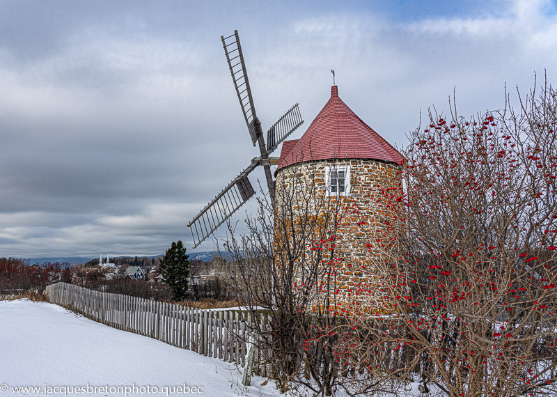 Le Moulin Seigneurial de Les Éboulements | 2040 Route du Fleuve, Les Éboulements, QC G0A 2M0, Canada | Phone: (418) 635-2239