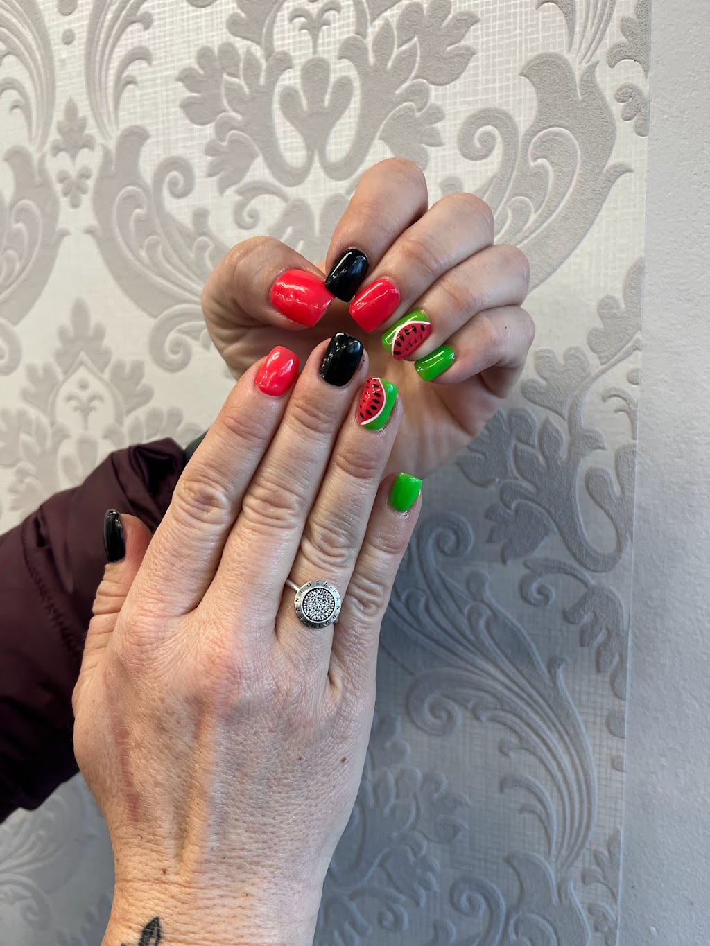 Simple Nails | 269 Main St S, Mount Forest, ON N0G 2L1, Canada | Phone: (519) 509-6886