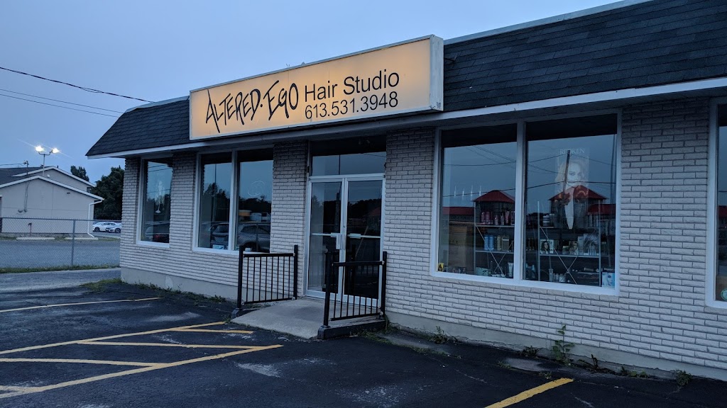 Altered Ego Hair Studio | 2901 Princess St, Kingston, ON K7P 2X5, Canada | Phone: (613) 531-3948