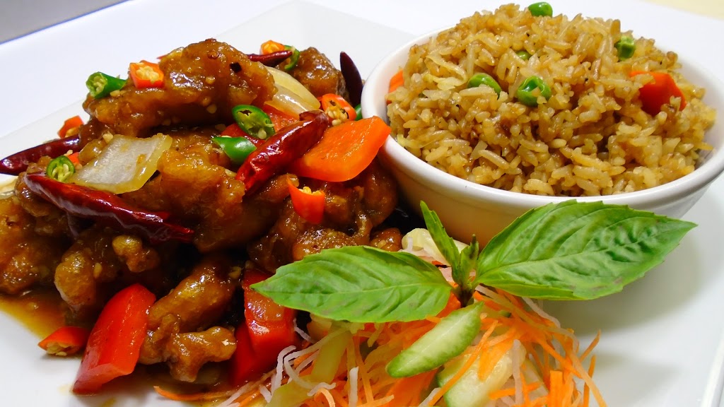 Thai and Hakka (Asian Fusion 168) | 2318 Royal Windsor Dr, Oakville, ON L6J 7Y1, Canada | Phone: (905) 337-8888