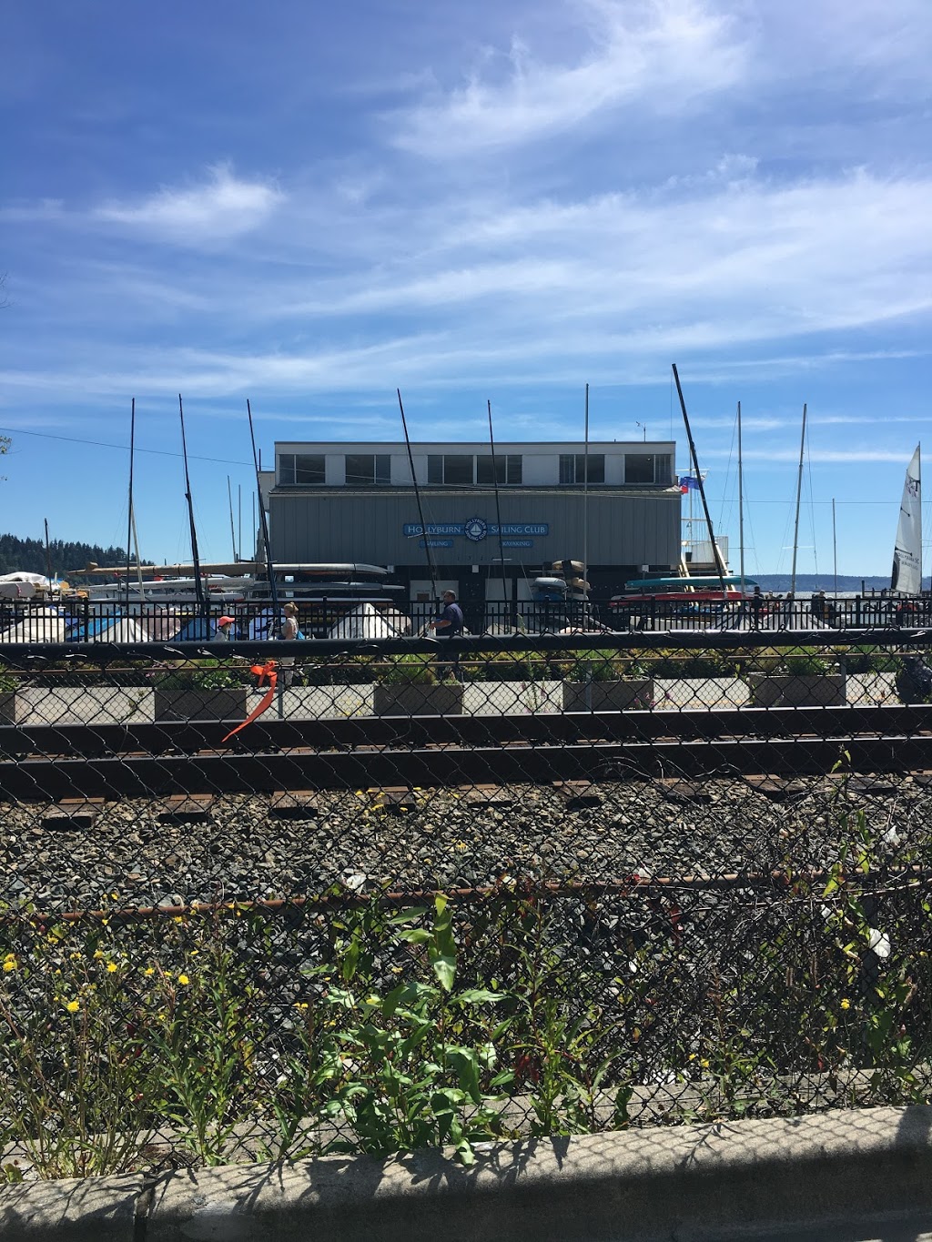 Hollyburn Sailing Club | 1326 Argyle Ave, West Vancouver, BC V7T 1C1, Canada | Phone: (604) 926-5744