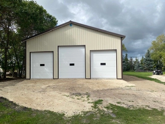 Titan Overhead Door - Garage Door Repair Steinbach | 34013 Friedensfeld Dr, Steinbach, MB R5G 1M3, Canada | Phone: (204) 371-8966