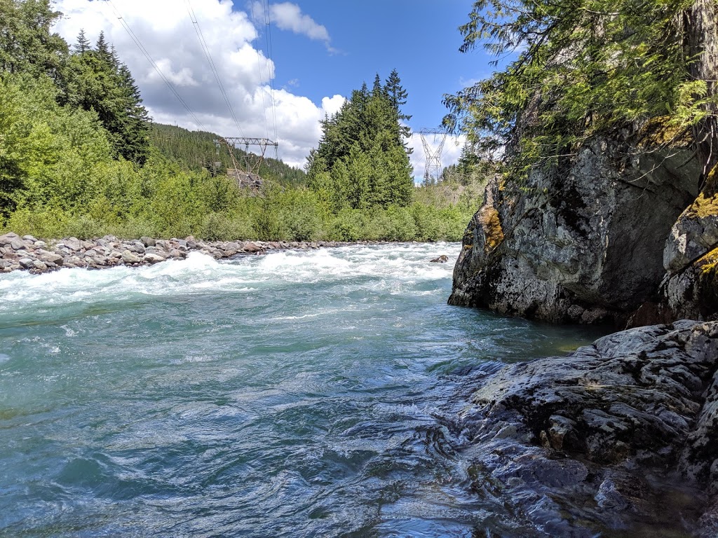 Pull-off | 840 Sea-to-Sky Hwy, Squamish, BC V8B 0P6, Canada