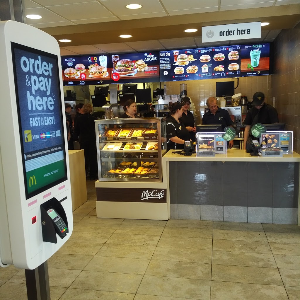 McDonalds | 354 Bayfield Rd, Goderich, ON N7A 4E7, Canada | Phone: (519) 524-4622