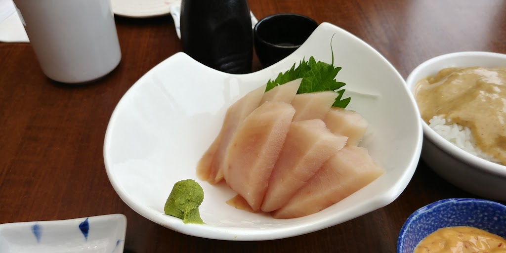 Osaka Sushi | 1951 Oak Bay Ave, Victoria, BC V8R 1E1, Canada | Phone: (250) 590-6650