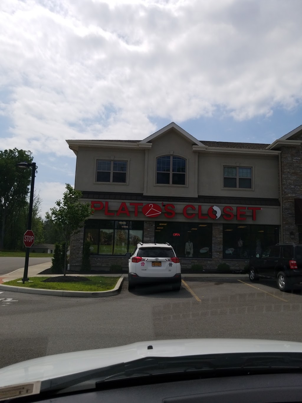 Platos Closet - East Amherst, NY | 9490 Transit Rd, East Amherst, NY 14051, USA | Phone: (716) 580-3400