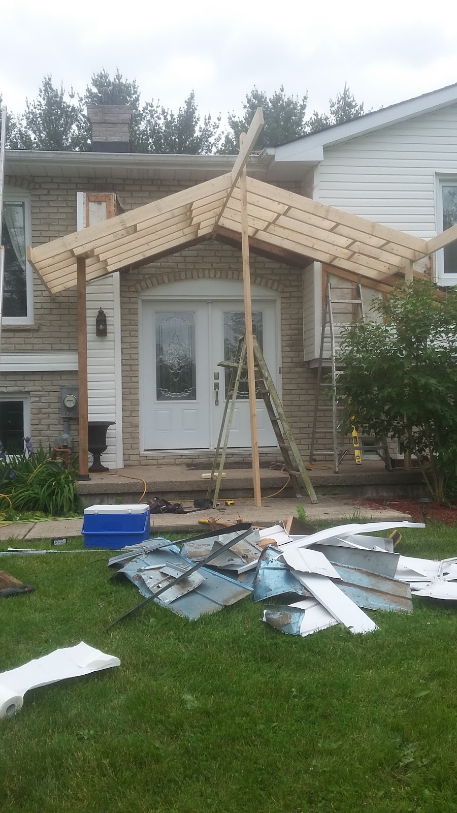 Impressive Roofing | 9 Cherry St, Otterville, ON N0J 1R0, Canada | Phone: (519) 879-7044