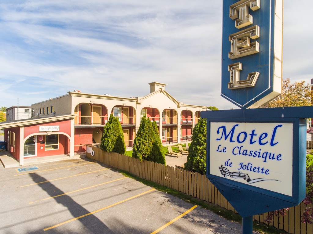 Motel Le Classique | 310 Rue de la Visitation, Saint-Charles-Borromée, QC J6E 4N7, Canada | Phone: (450) 756-0588