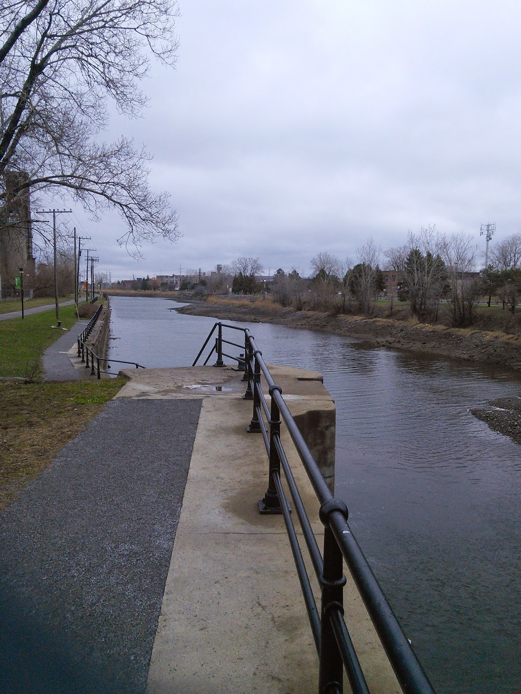 Parc Gadbois | Chem. de la Côte-Saint-Paul, Montréal, QC H4C 0B1, Canada | Phone: (514) 872-0311