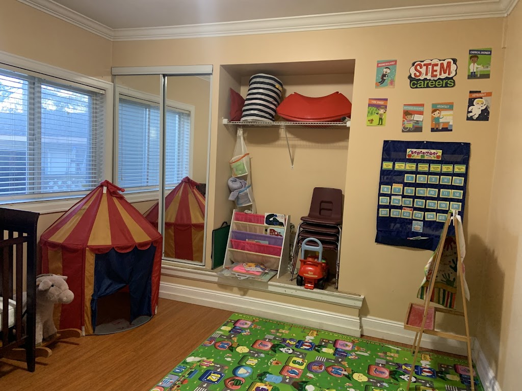 Happy Feet Childcare | 7922 123a St, Surrey, BC V3W 3W2, Canada | Phone: (604) 773-3245