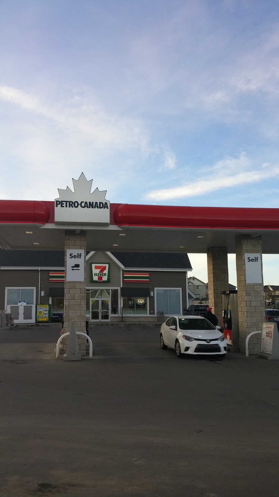 Petro-Canada | 800 Yankee Valley Blvd, Airdrie, AB T4B 2Y2, Canada | Phone: (587) 775-9147