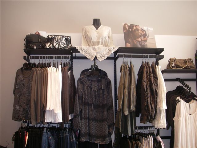 Mynx Boutique | 4430 W Saanich Rd #106, Victoria, BC V8Z 3E9, Canada | Phone: (250) 590-5631