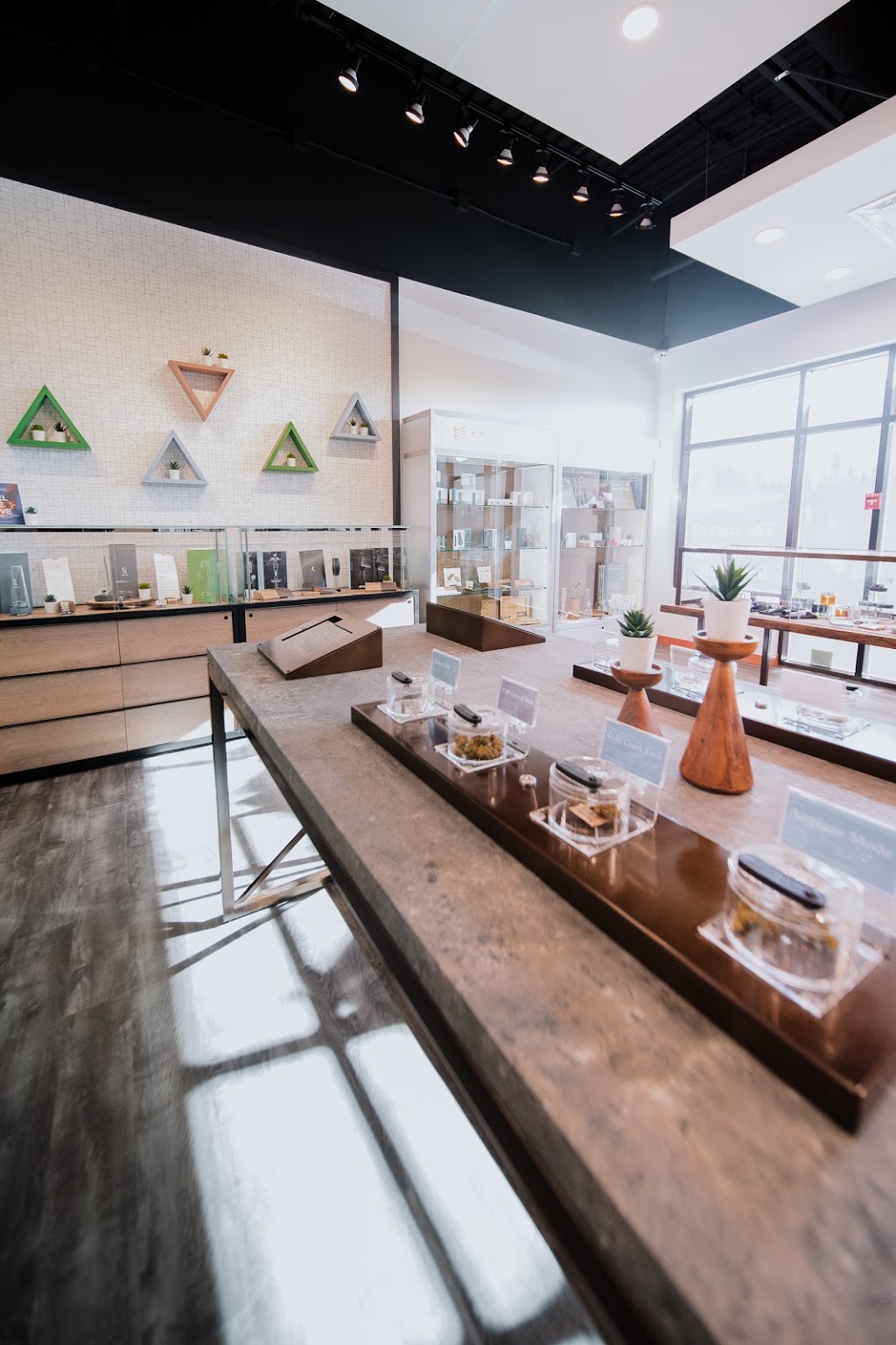 Spiritleaf | Sherwood Park North (Baseline) | Cannabis Dispensar | 288 Baseline Rd Unit 330, Sherwood Park, AB T8A 5R5, Canada | Phone: (780) 570-9471