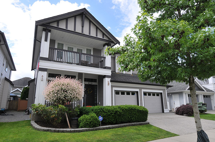 2% Percent Realty Pitt Meadows - OlsonTeam | 12079 Harris Rd, Pitt Meadows, BC V3Y 0C7, Canada | Phone: (604) 466-7000