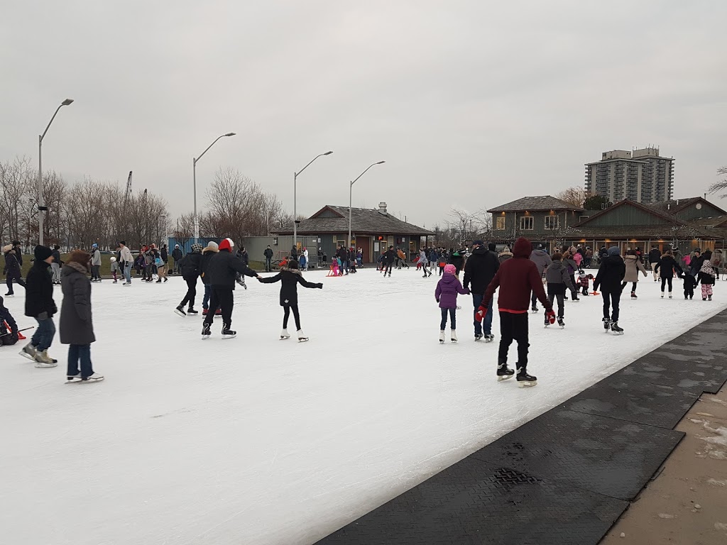 Outdoor Skating Rink at Pier 8 | 47 Discovery Dr, Hamilton, ON L8L 8K4, Canada | Phone: (905) 523-4498