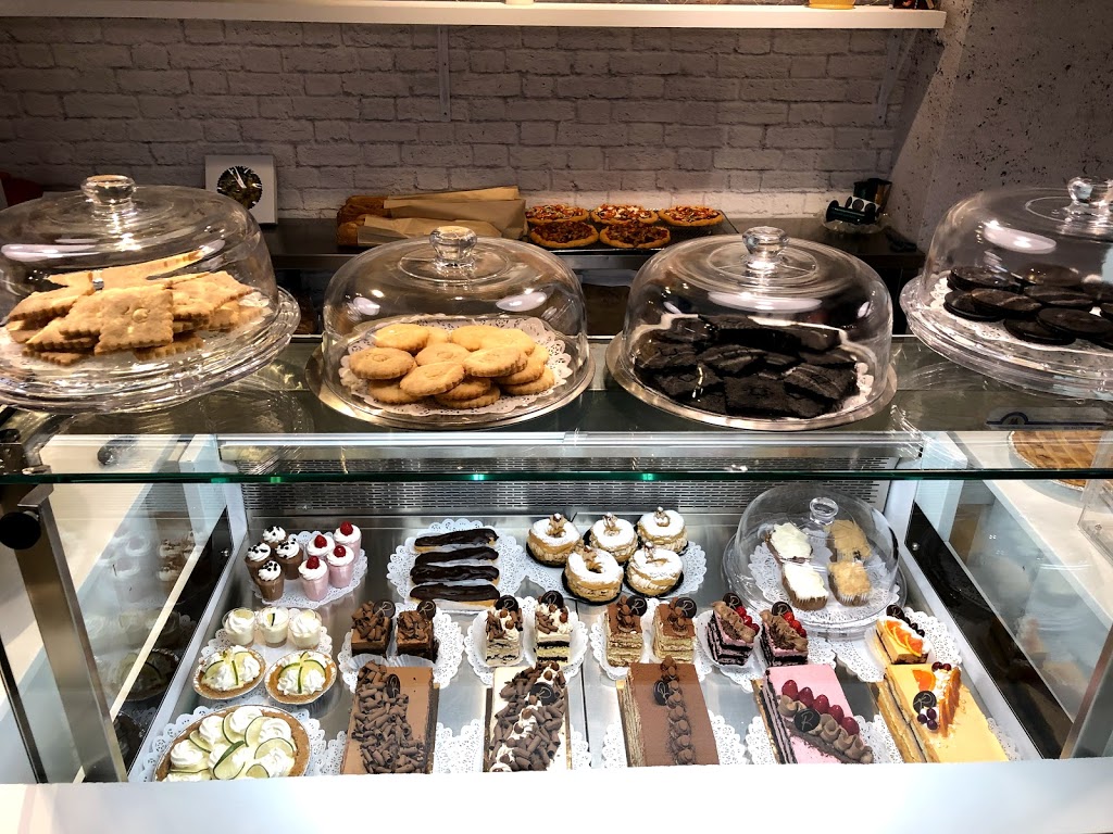 Boulangerie Roseline Sans Gluten | 18 Boulevard des Champs-Fleuris, La Prairie, QC J5R 5W4, Canada | Phone: (450) 695-1789