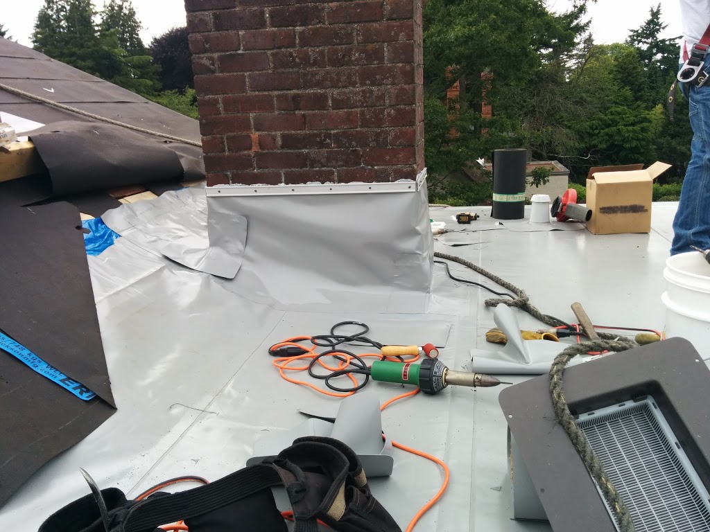 Thomson Roofing Service | 2382 204a St, Langley City, BC V2Z 1Z9, Canada | Phone: (604) 536-4145