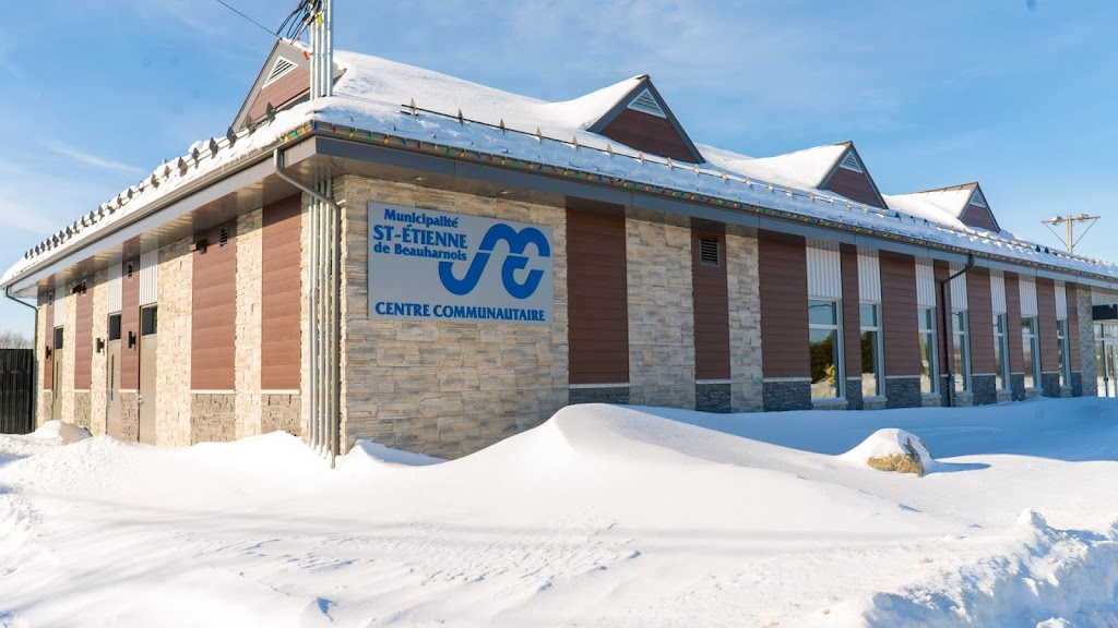 Saint-Étienne-de-Beauharnois Community Centre | 430 Rue de lÉglise, Saint-Étienne-de-Beauharnois, QC J0S 1S0, Canada | Phone: (450) 225-4541