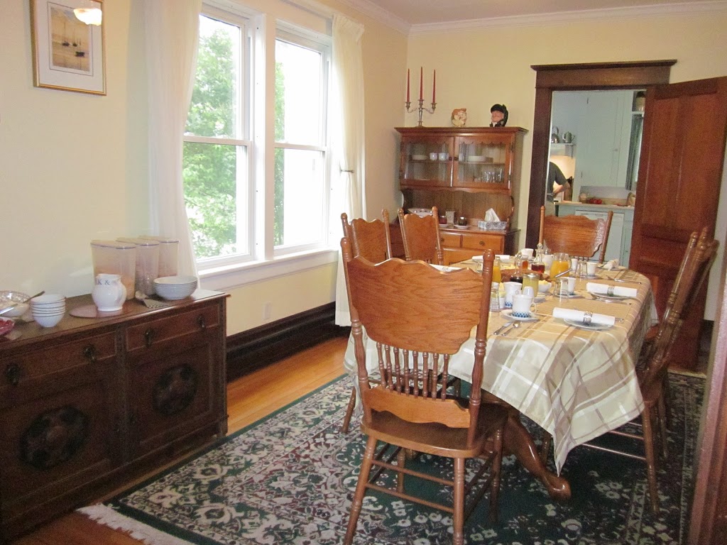 Hearts Desire B & B | 558 Main St, Mahone Bay, NS B0J 2E0, Canada | Phone: (902) 624-6388