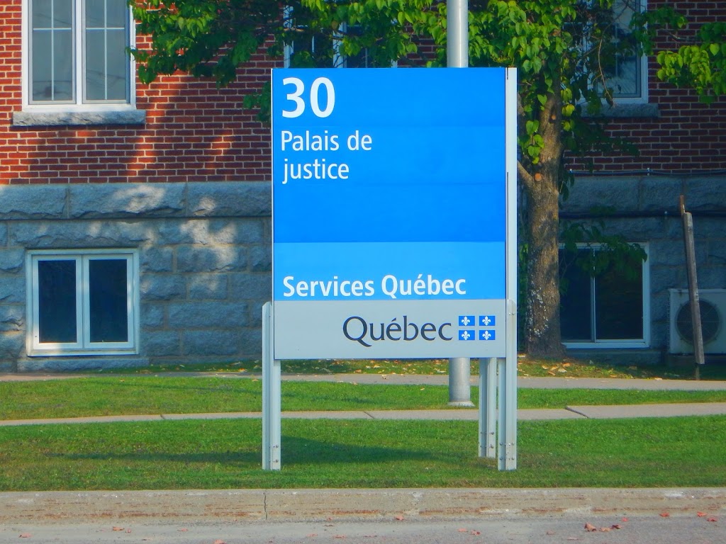 Campbells Bay Courthouse | 30 Rue John, Campbells Bay, QC J0X 1K0, Canada | Phone: (819) 648-5222