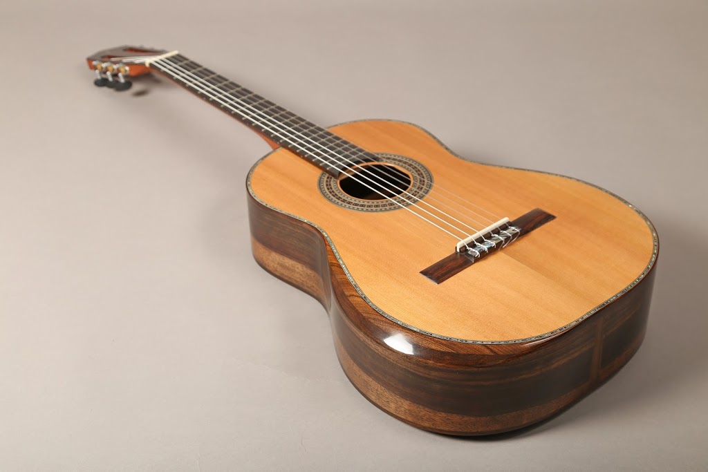 Andre Forget Guitars | 444 Cedar Point Rd, Tiny, ON L9M 0H1, Canada | Phone: (705) 533-3273