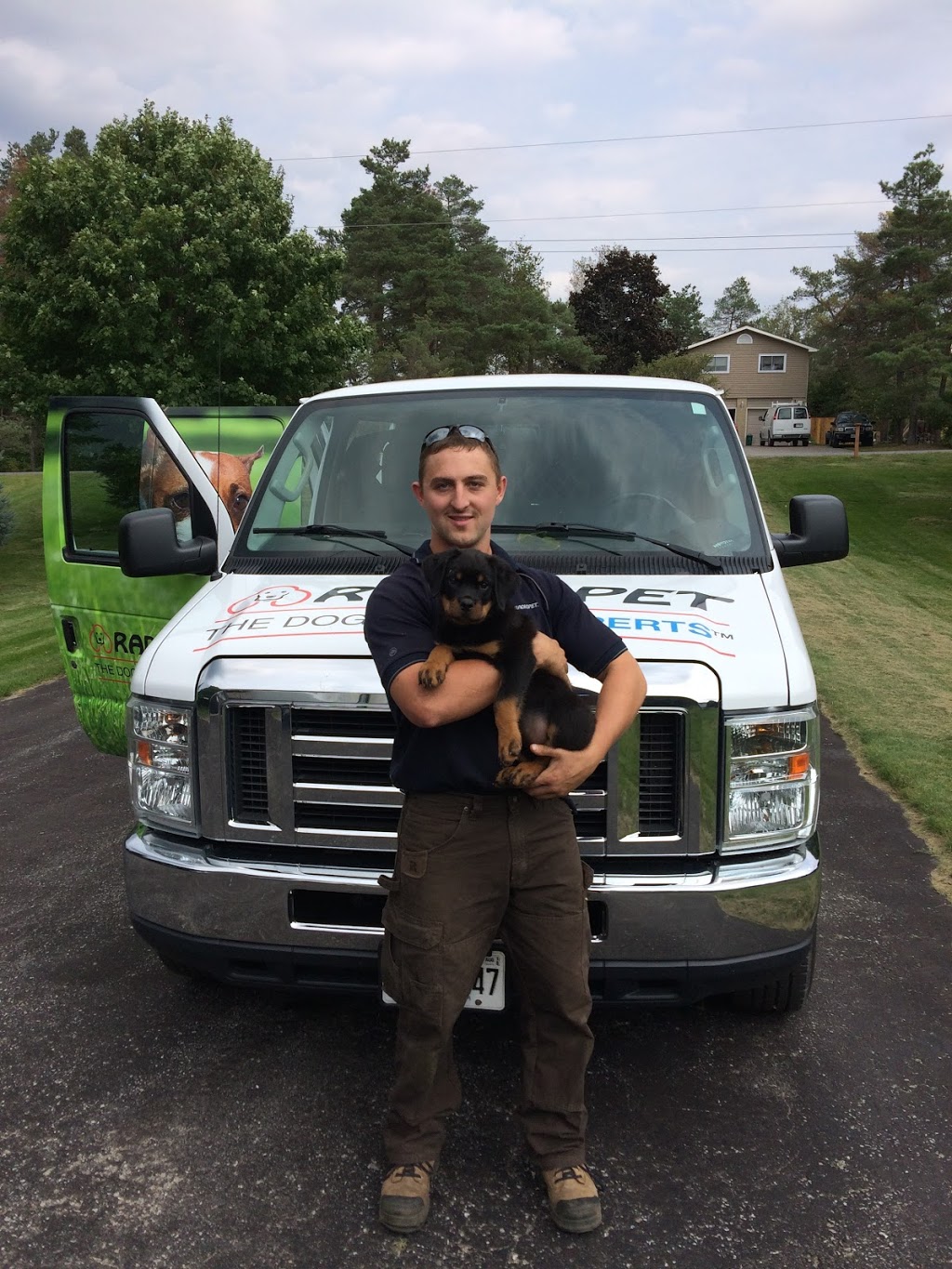 RadioPet Hidden Dog Fencing | 45 McLeod Dr, Aurora, ON L4G 5E9, Canada | Phone: (705) 720-4222