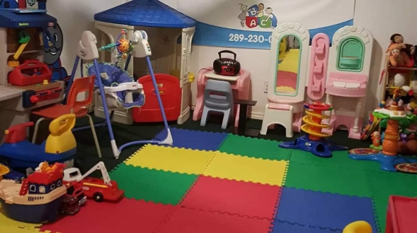 JG Nursery Home Daycare | 5021 Pinedale Ave, Burlington, ON L7L 5J6, Canada | Phone: (289) 230-5931