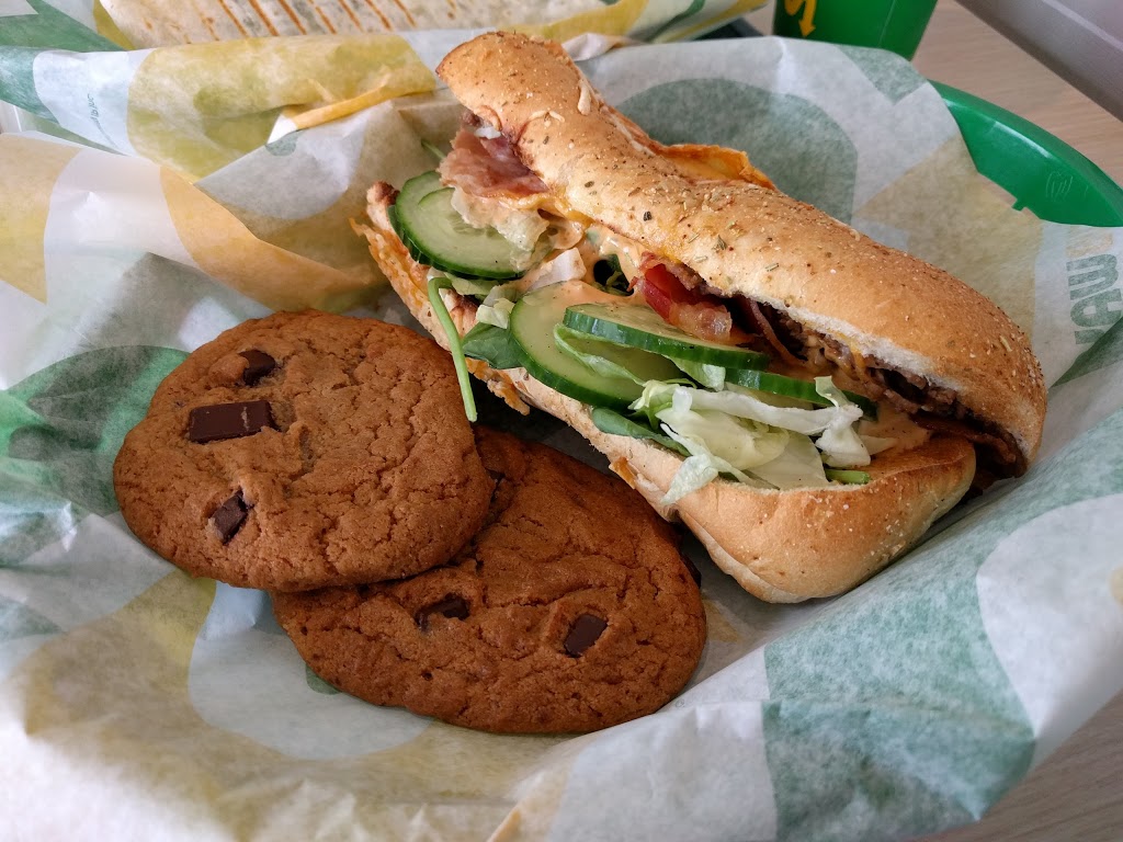 Subway | 309 Amirault St Unit 2, Dieppe, NB E1A 1G1, Canada | Phone: (506) 383-1432