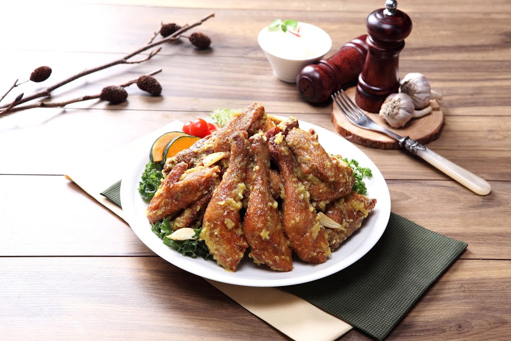 NeNe Chicken | 1070 Kingsway, Vancouver, BC V5V 1N9, Canada | Phone: (604) 875-0083