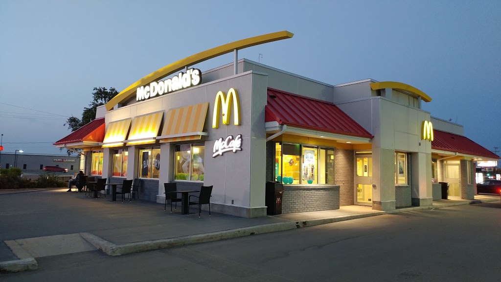 McDonalds | 905 51st Street East, Saskatoon, SK S7K 7E4, Canada | Phone: (306) 955-8667