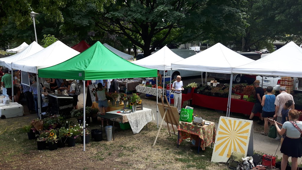 Dufferin Grove Farmers Market | Pickup Spot in St Annes Parking Lot, 270 Gladstone Ave, Toronto, ON M6J 3L6, Canada | Phone: (844) 434-7683