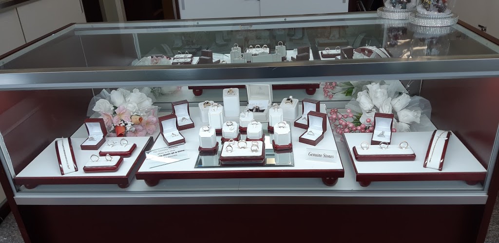 Imagine Jewellery & Gifts | 133 33rd St N #3, Wasaga Beach, ON L9Z 2C2, Canada | Phone: (705) 352-4438