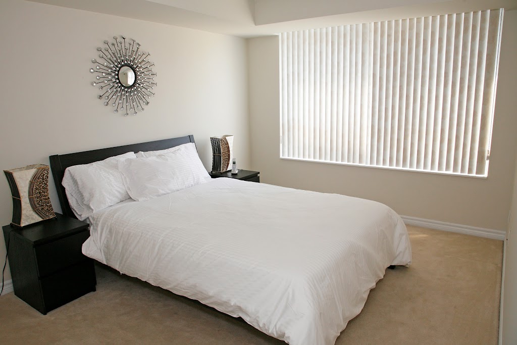 Platinum Suites - Furnished Apartments Mississauga | 310 Burnhamthorpe Rd W, Mississauga, ON L5B 4P9, Canada | Phone: (905) 232-5483