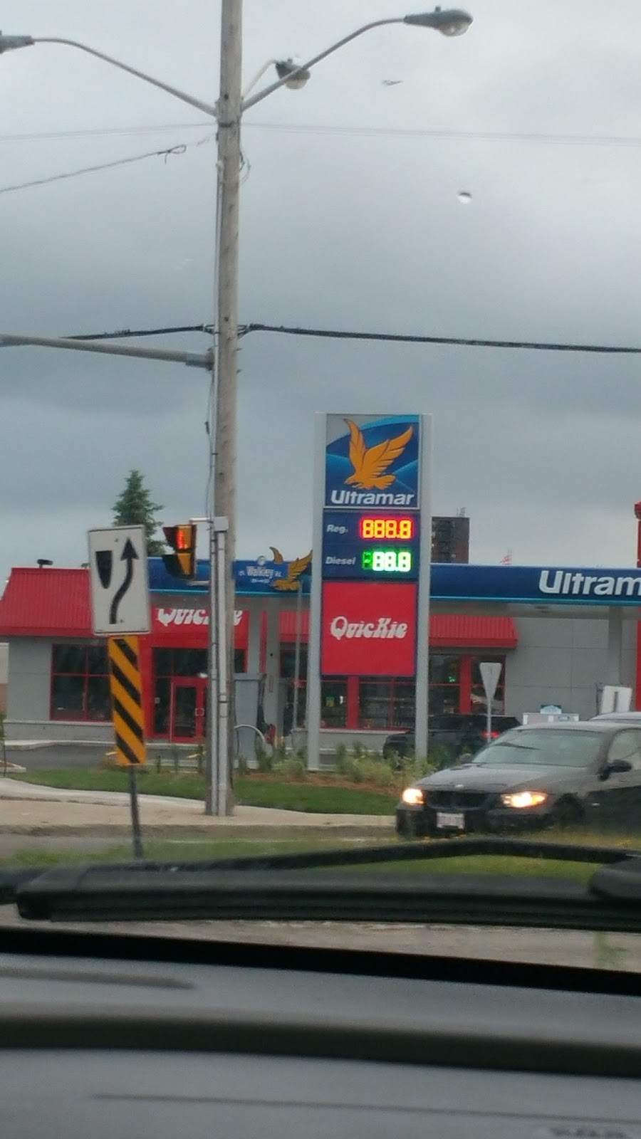 Ultramar | 1780 Heron Rd, Ottawa, ON K1V 6A1, Canada | Phone: (613) 737-9008