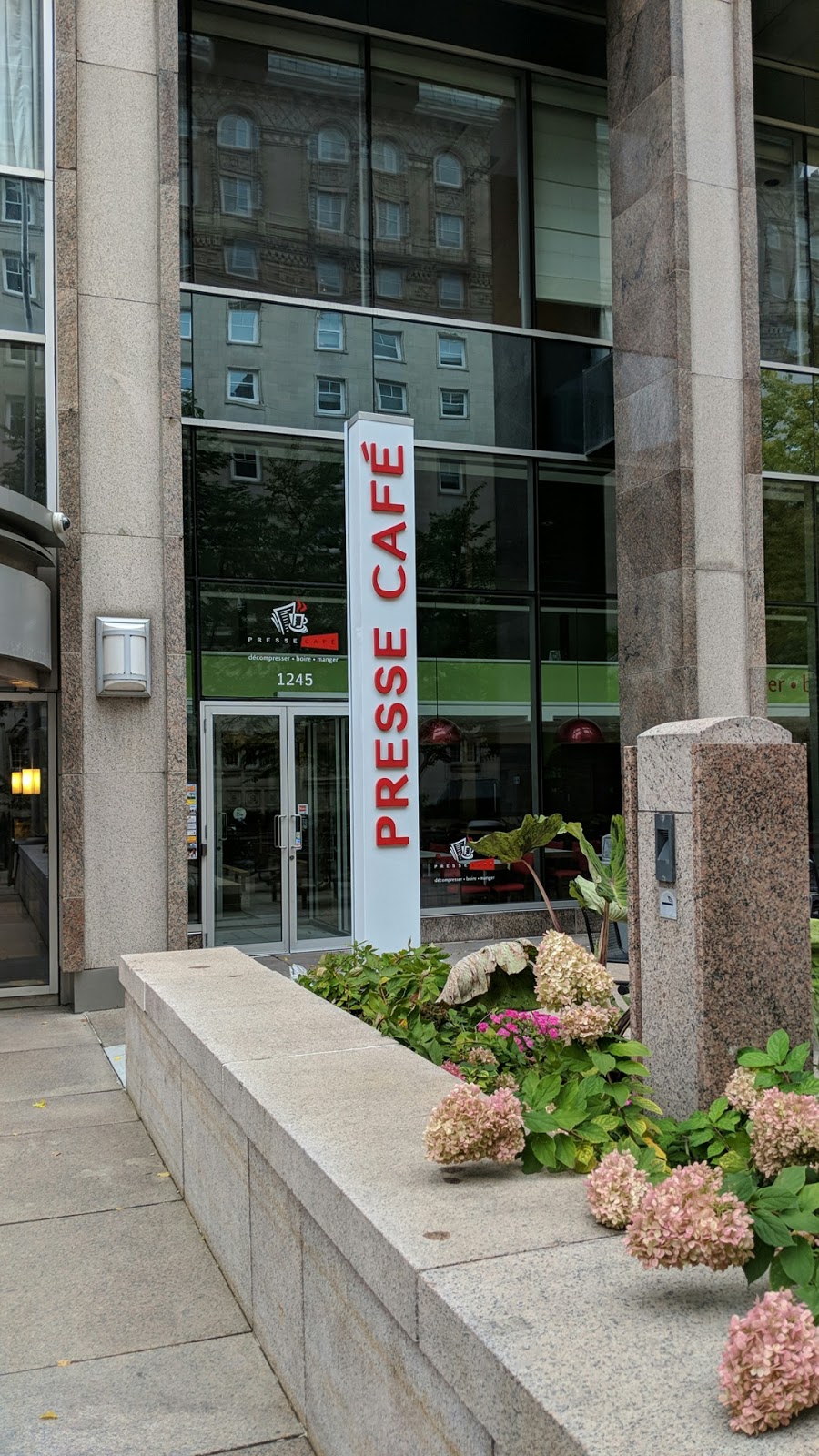 Presse Café | 1245 Rue Sherbrooke Ouest, Montréal, QC H3G 1G2, Canada | Phone: (514) 507-7091