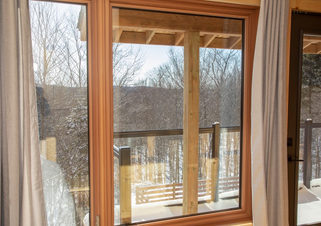 Chalet Dix | 433 rue Ioan, Wentworth-Nord, QC J0T 1Y0, Canada | Phone: (514) 562-6483