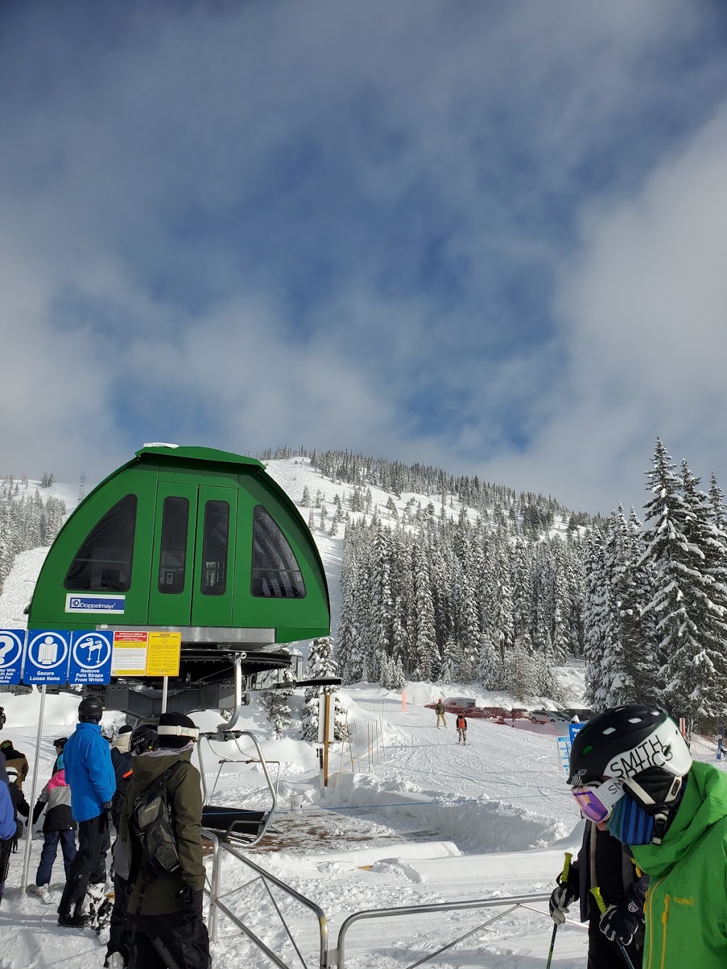 Manning Park Ski Area | Gibson Pass Rd, Manning Park, BC V0X 1R0, Canada | Phone: (800) 330-3321